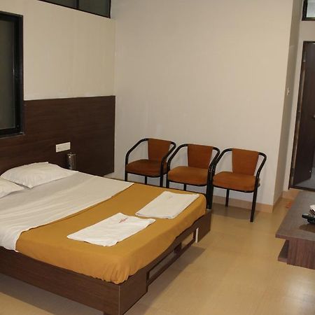 Hotel Suvarn mandir Belgaum Bagian luar foto