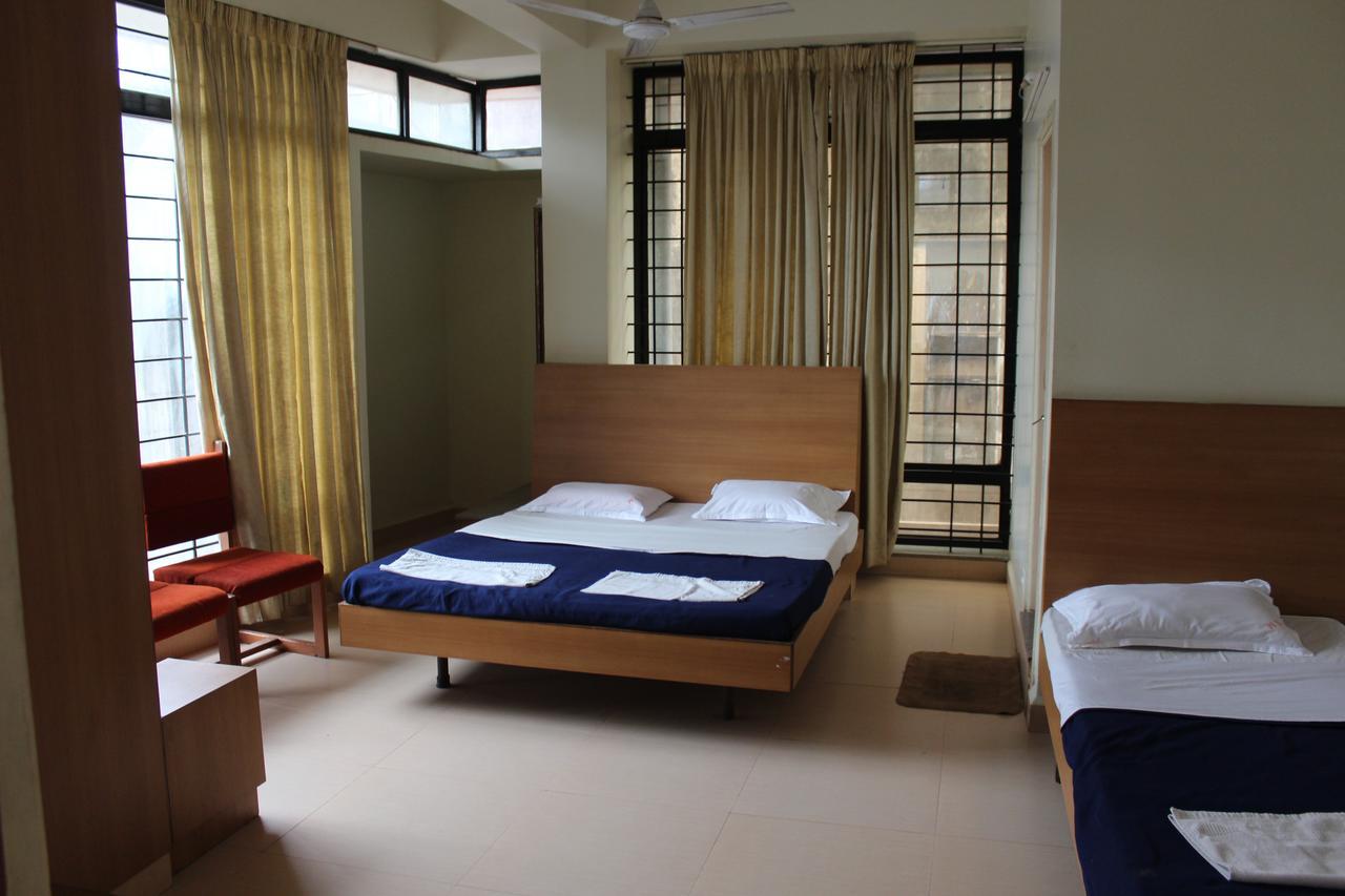 Hotel Suvarn mandir Belgaum Bagian luar foto