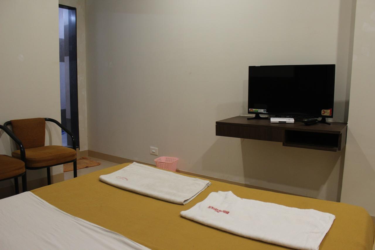 Hotel Suvarn mandir Belgaum Bagian luar foto