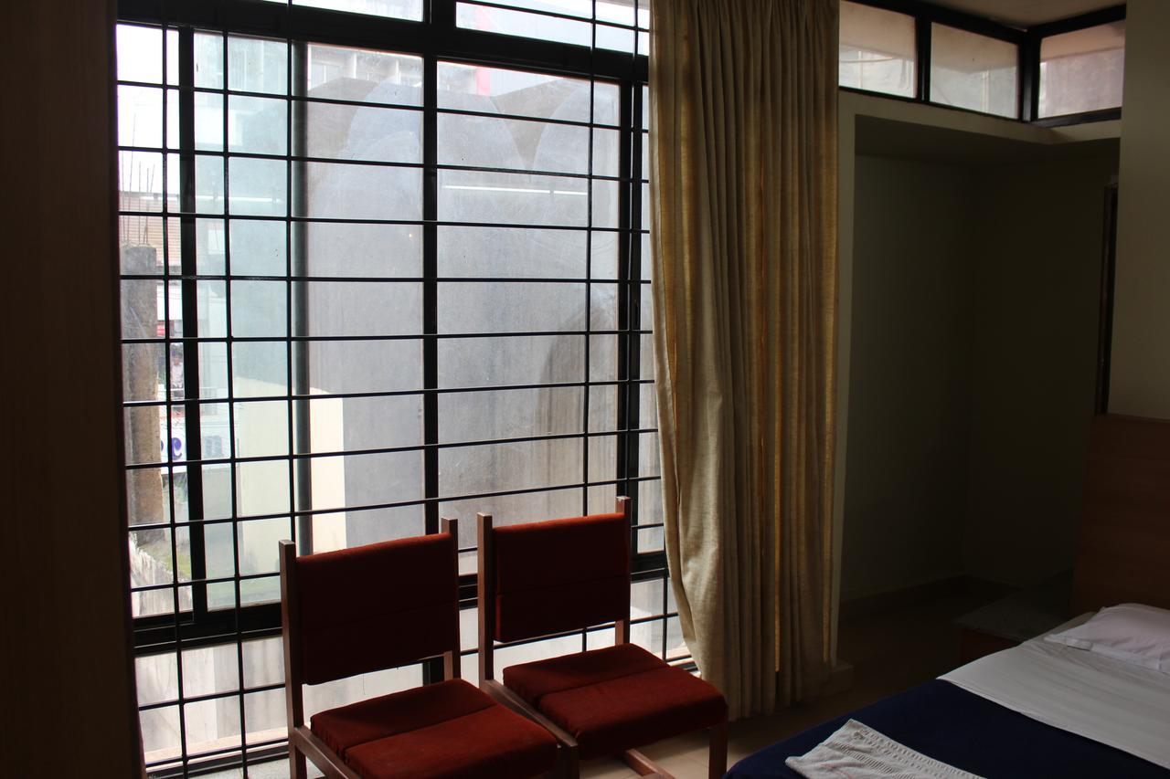 Hotel Suvarn mandir Belgaum Bagian luar foto