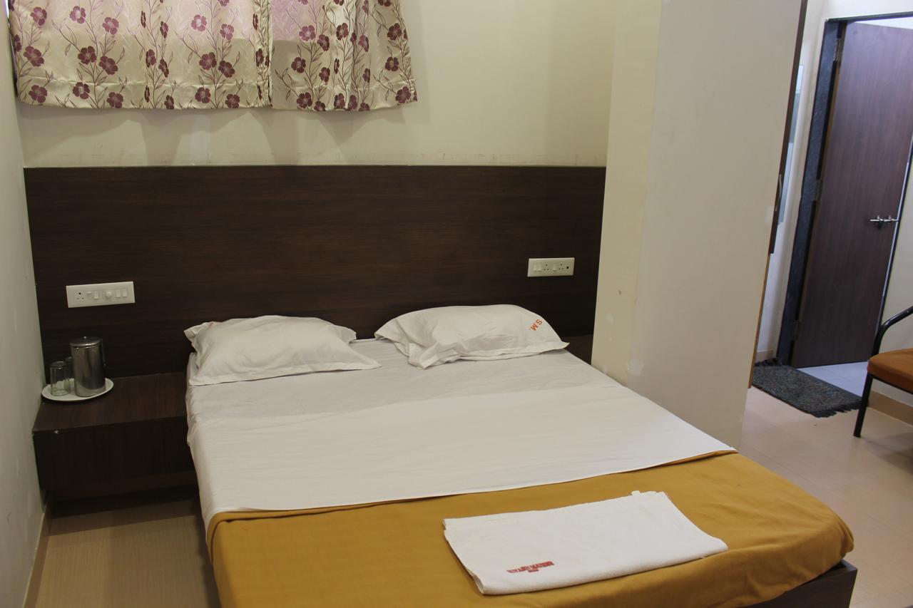 Hotel Suvarn mandir Belgaum Bagian luar foto