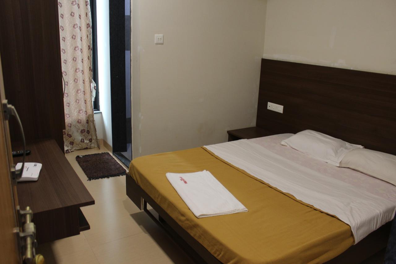 Hotel Suvarn mandir Belgaum Bagian luar foto