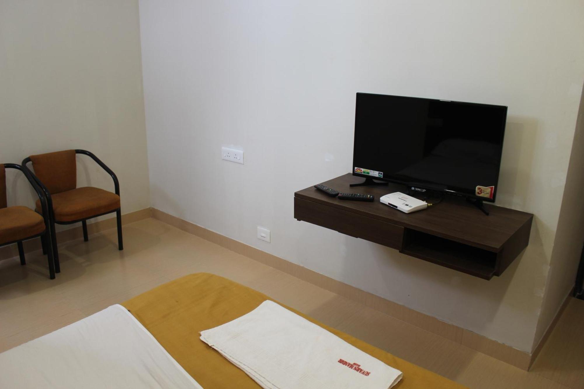 Hotel Suvarn mandir Belgaum Bagian luar foto